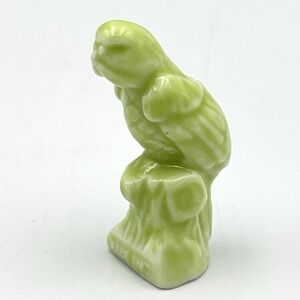 Wade England Red Rose Tea Budgie Parrot Figurine Pet Shop Friends 2007